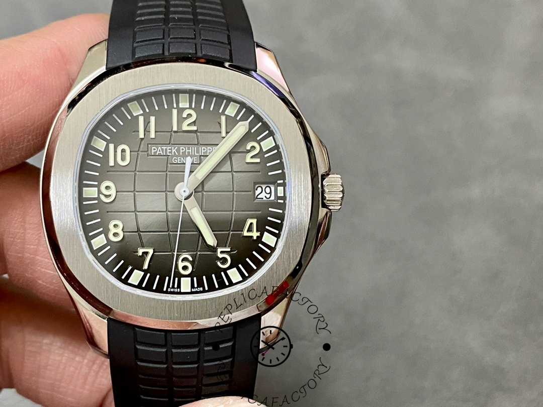 Replica Patek Philippe Aquanaut 5167A 001 40mm Mens Watch