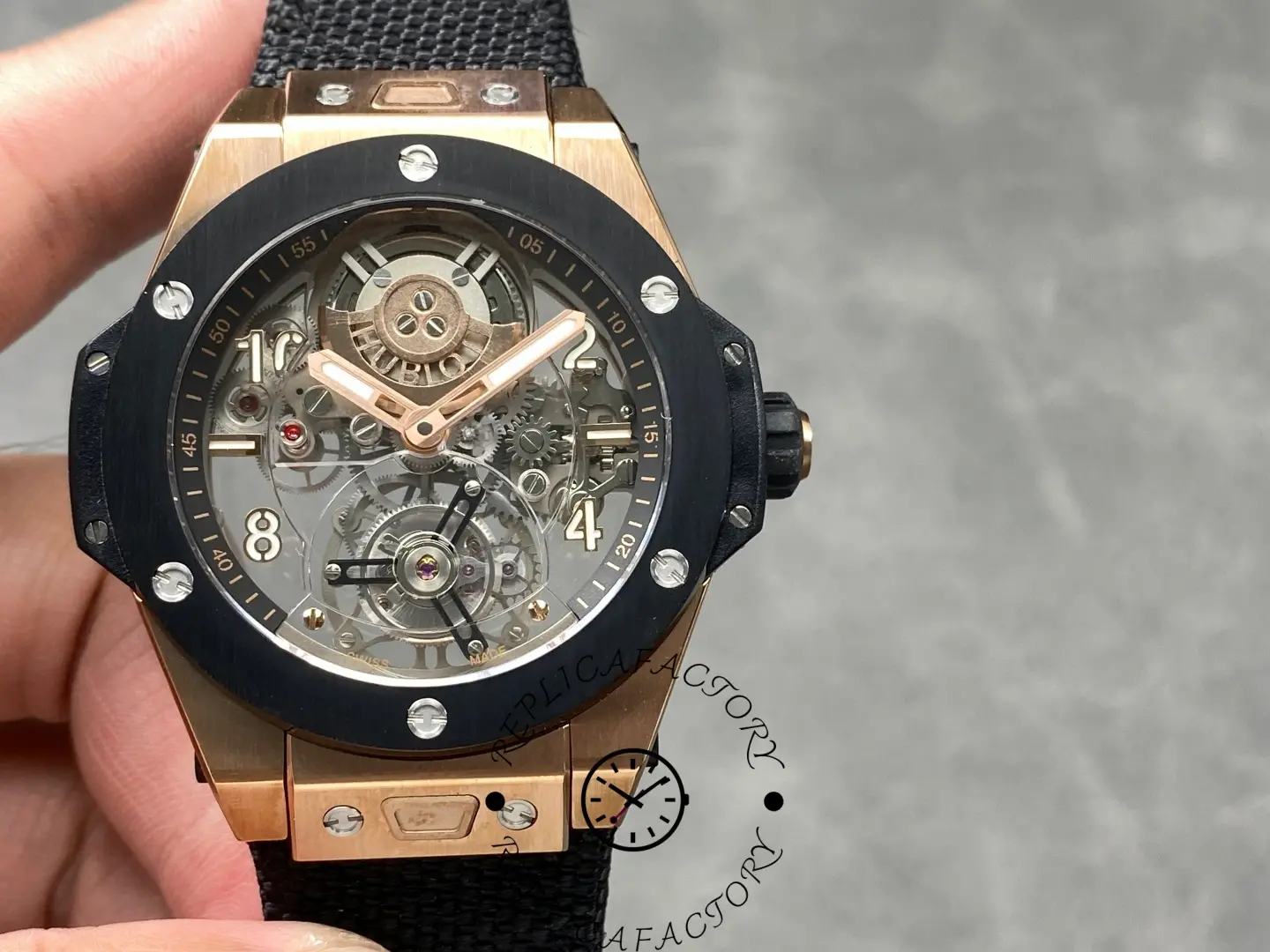 Hublot Big Bang MECA 10 King Gold Ceramic