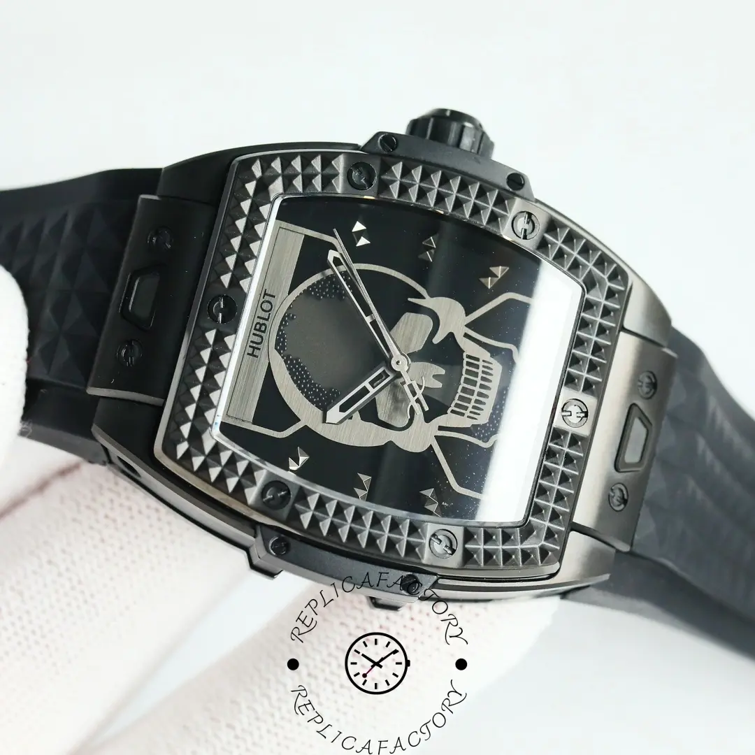 Replica Hublot 646.CI.0110.RX.DPM24 Spirit of Big Bang Skull Watch