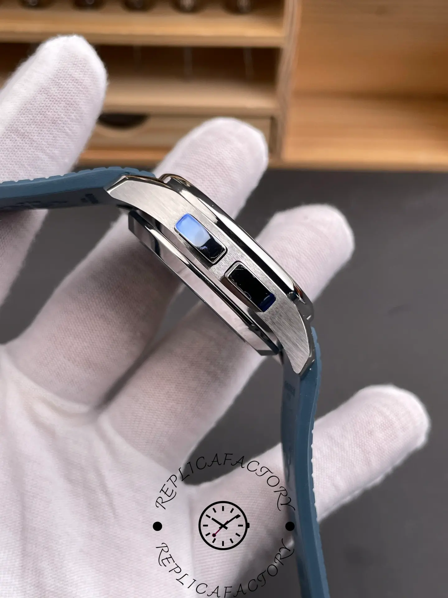 1:1 Clone Patek Philippe Aquanaut 5164G 001 White Gold