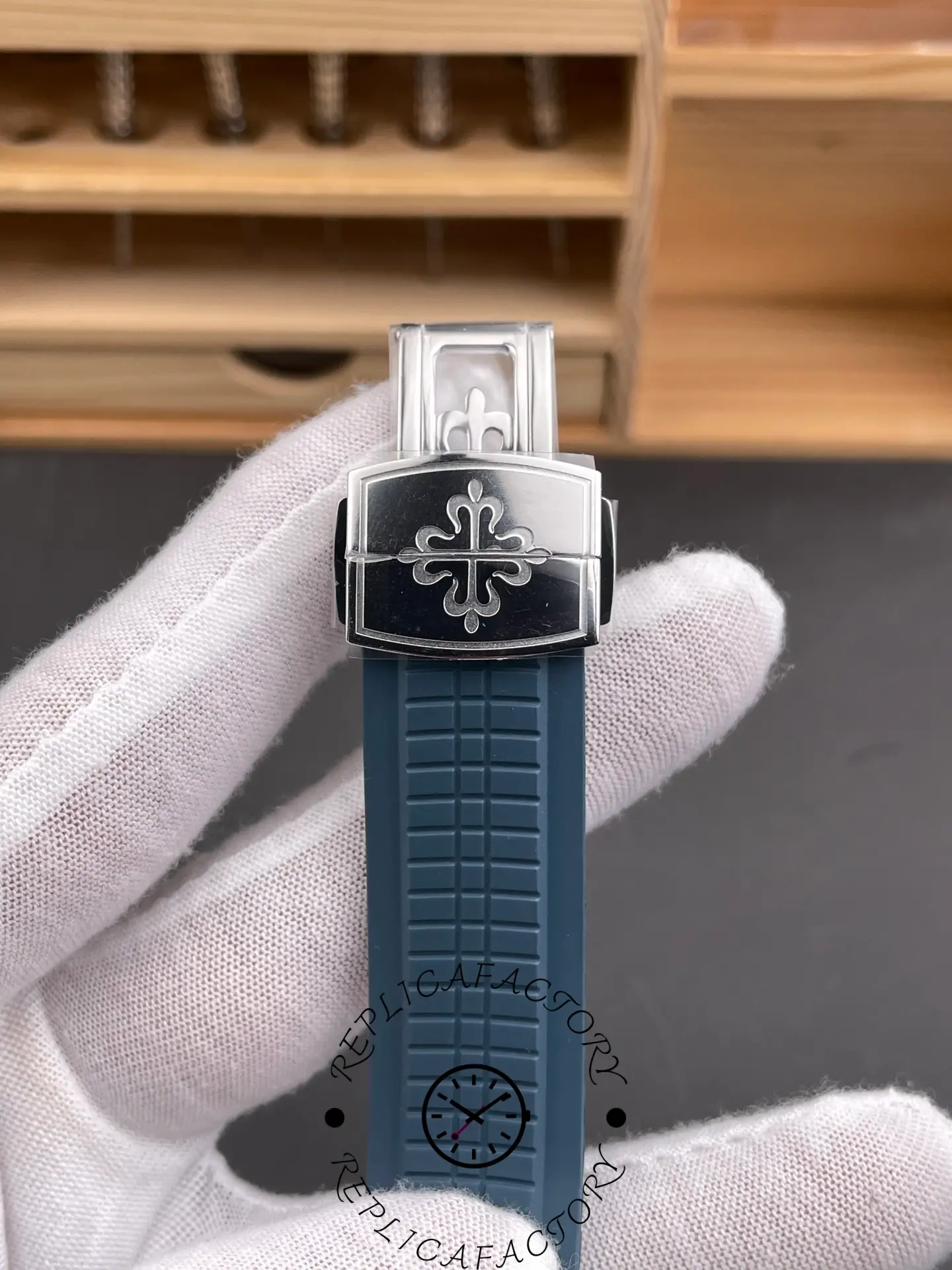 1:1 Clone Patek Philippe Aquanaut 5164G 001 White Gold