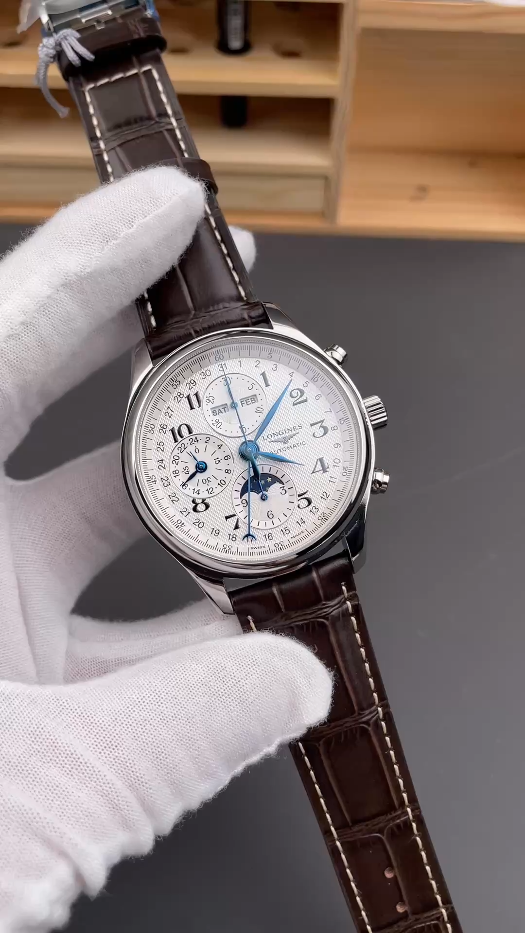 1:1 Clone Longines Master Collection L2.673.4.78.3 40mm Silver Leather Strap